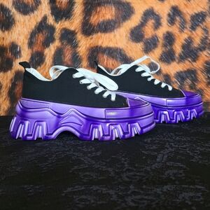 The Blog Platform Sneakers